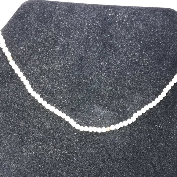 16 1/2" Mother Of Pearl Necklace With Matching Bracelet - Picture 2 of 8